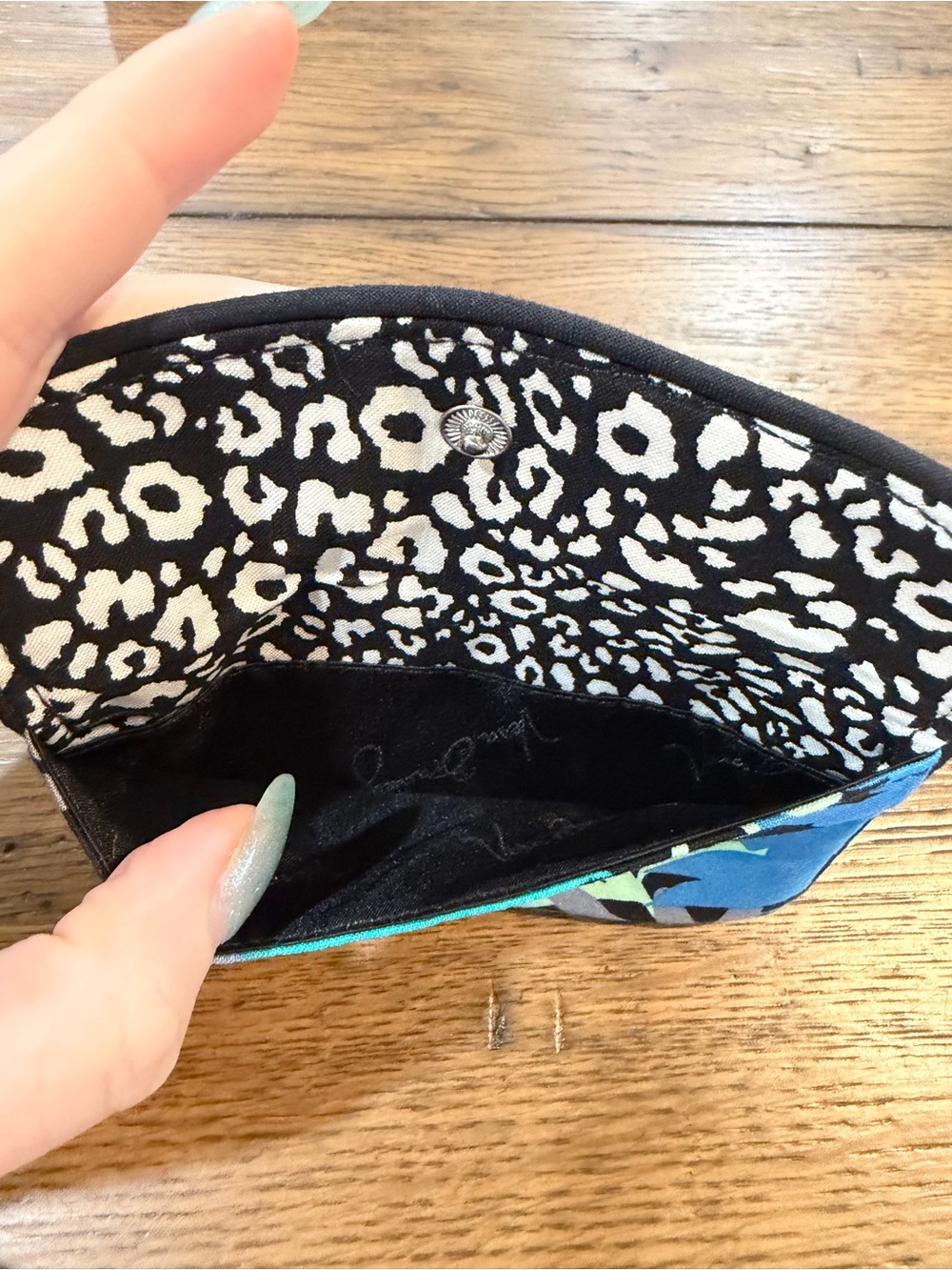 Vera Bradley Floral Zip Wristlet in Blue, Black, White, Mint - Picture 2 of 6